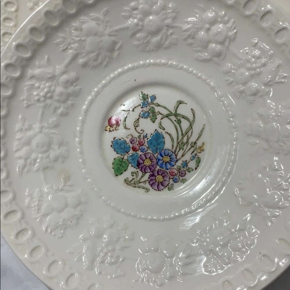 Wedgwood vintage bread